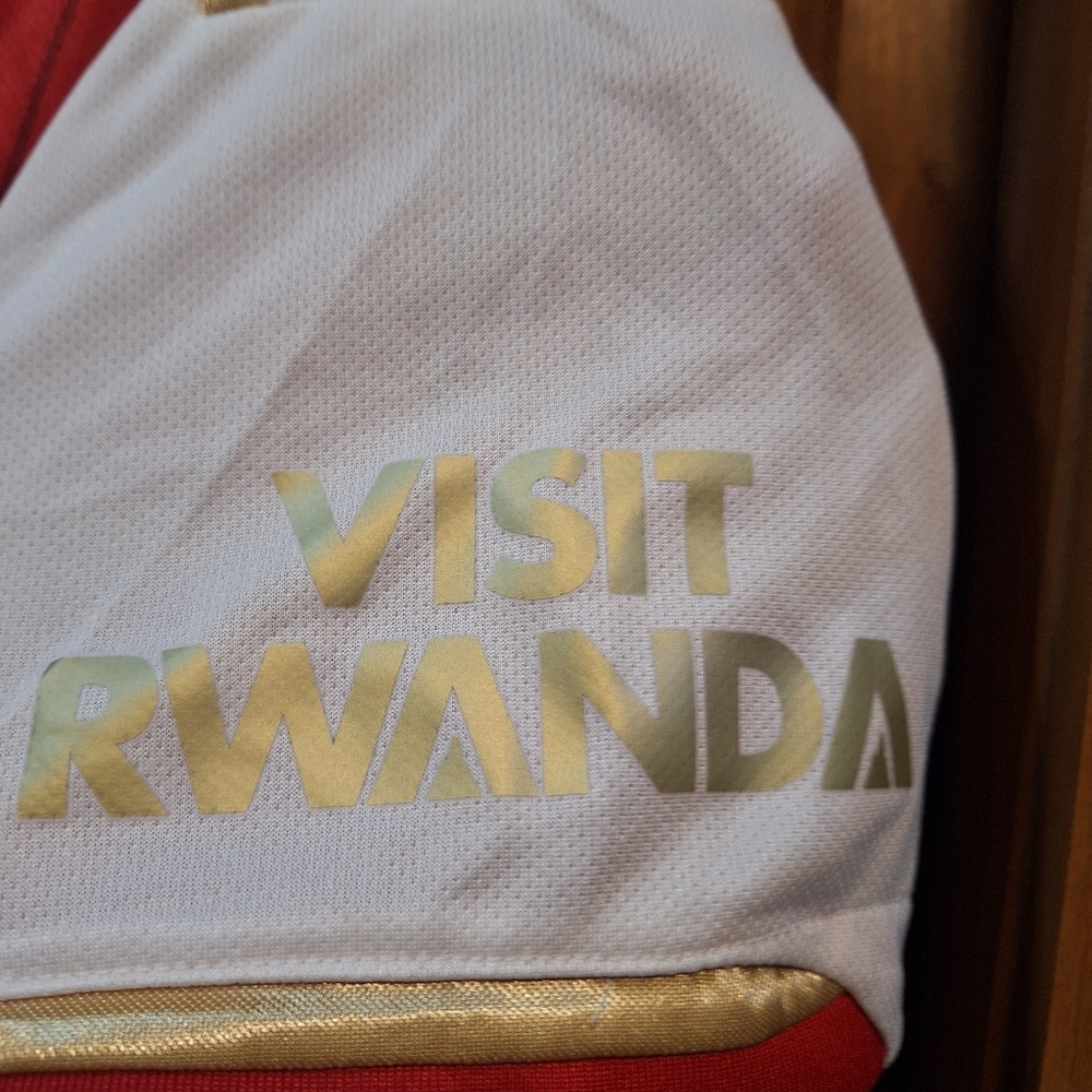 Adidas Arsenal Red and White Football Shirt With Emirates Fly Better Logo. NWT - Picture 4 of 13